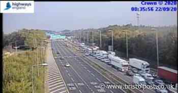 Major delays after 'multi vehicle' crash on M4 - traffic updates