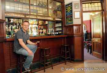 Paul Crossman warns of major hardship as pub curfew imposed