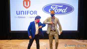 Canadian auto workers extend Ford contract, delay strike