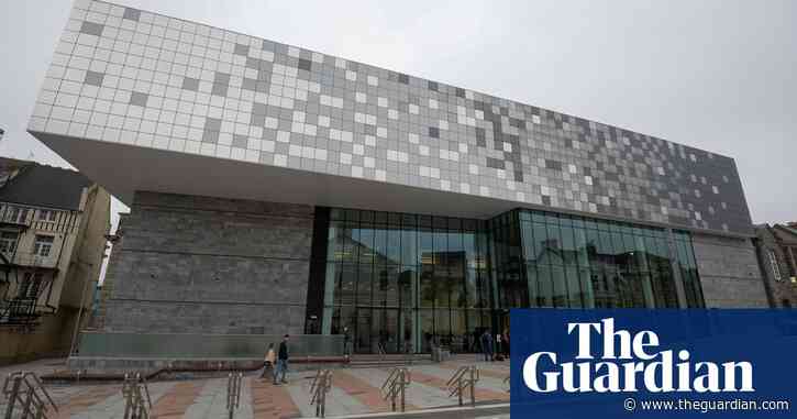 New Plymouth museum and art gallery opens with Mayflower and mammoths