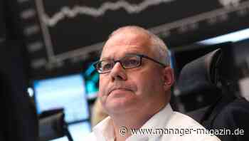 Dax unter Druck: Dow Jones und Nasdaq im Minus, Deutsche Bank Aktie und Tesla Kursverluste