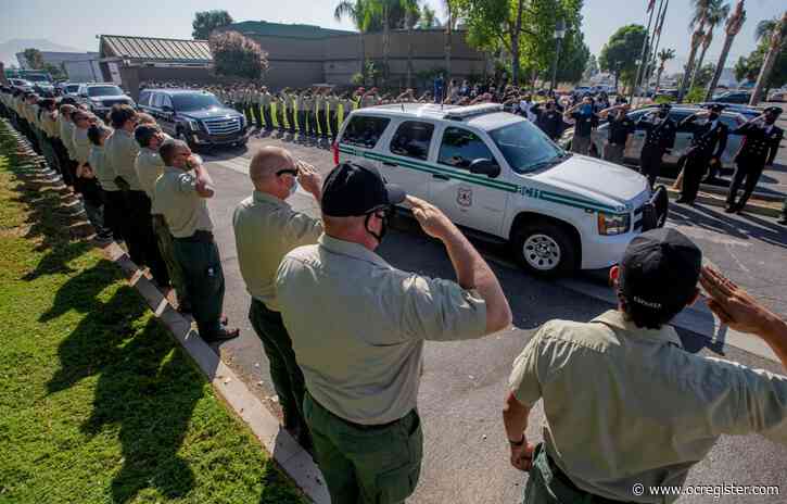 Procession honors firefighter who died in El Dorado fire