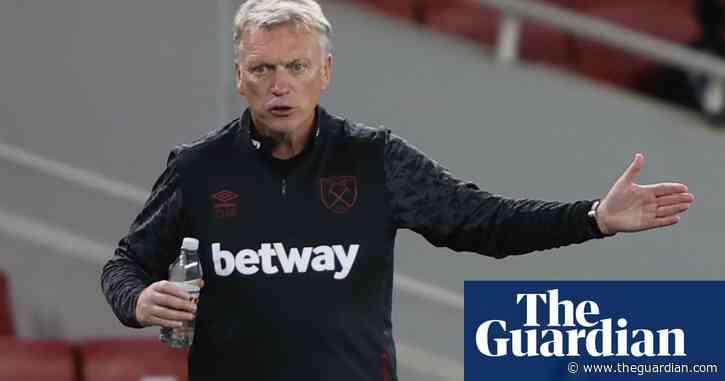 David Moyes leaves West Ham game after Covid-19 positive test