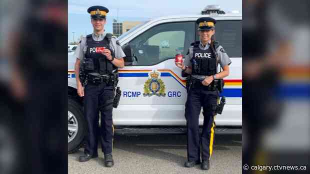 Airdrie RCMP look to thank a group of Good Samaritan teenagers