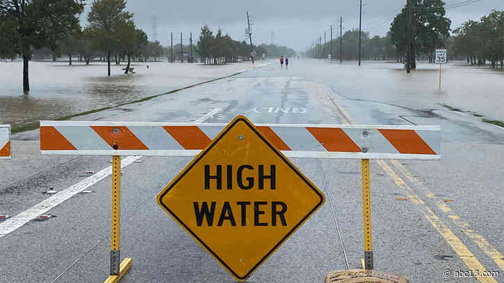 Beta weakens to tropical depression but Houston area still under flash flood warning - KTRK-TV