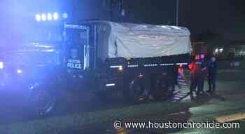 Man fatally shot outside SW Houston convenience store - Houston Chronicle