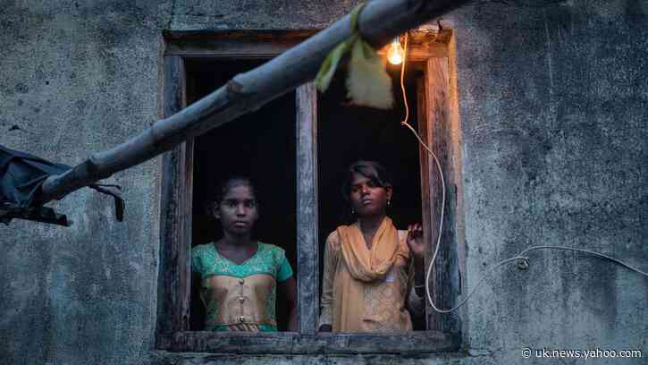 Chloe Sharrock photographs ordeal of India&#39;s &#39;Sugar Girls&#39;