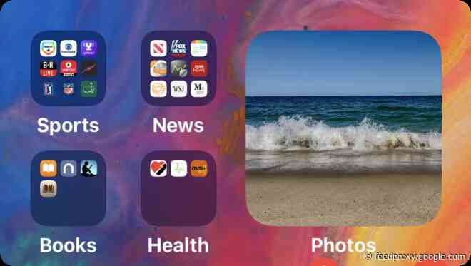 Using Widgetsmith to customize iOS 14 home screen widgets