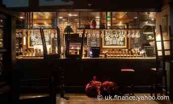 Nearly a quarter of UK pubs and restaurants 'fear collapse' by Christmas