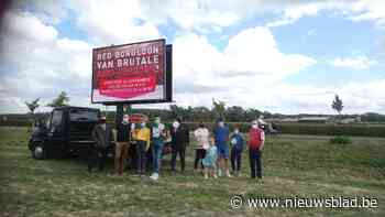 Rondrijdend bord moet uitbreiding kippenstallen stoppen