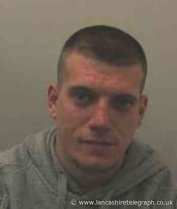 Sofa-surfing homeless man nicked booze from off-licences