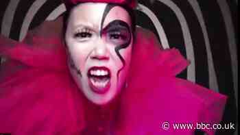 Theatres look to tech to keep performing