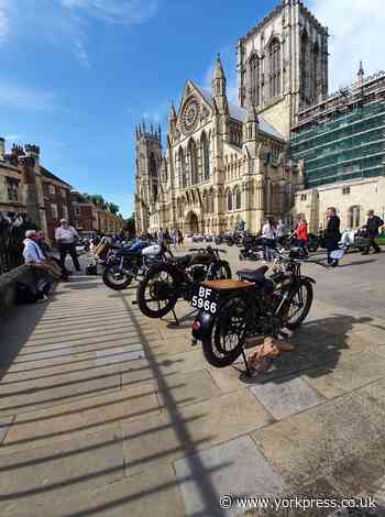 Scooter and motorbike 'retro ride' raises £600 for research into prostate cancer