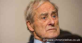 Sir Harold Evans: Tributes paid to ‘greatest newspaper editor ever’