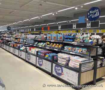 New Blackburn Lidl store welcomes its first customers