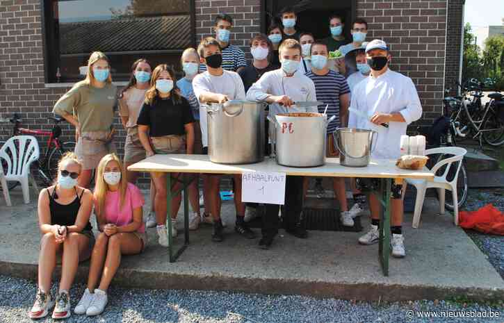 Chiro bereidt honderden afhaalgerechten na afgelasting bieravond door corona
