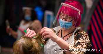 Experts fear plastic face shields 'do not work' as Covid-19 droplets escape