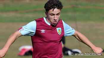 Rhys Fenlon: Accrington sign former Manchester City and Burnley midfielder