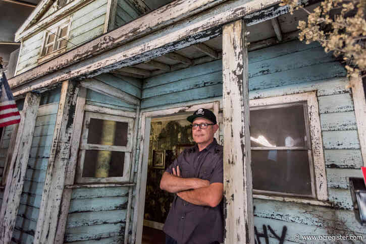 Halloween Horror Nights’ creative director gave us these tips to create scares at home