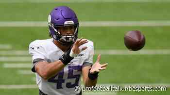 Vikings put Troy Dye on IR to make room for Todd Davis