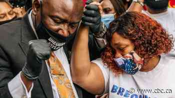 'It's all kind of numbing:' Celebrities react to ruling on Breonna Taylor's death