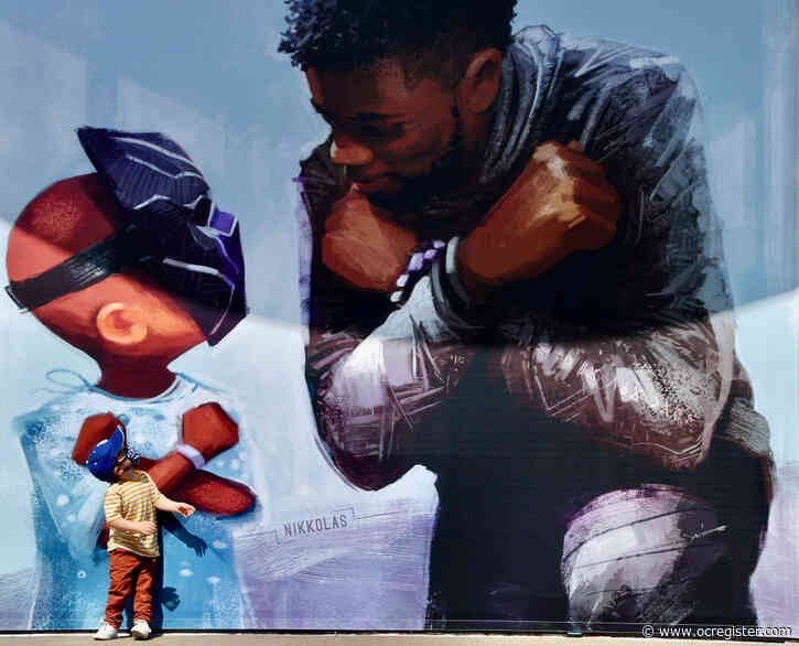 Black Panther mural pays tribute to Chadwick Boseman at Downtown Disney