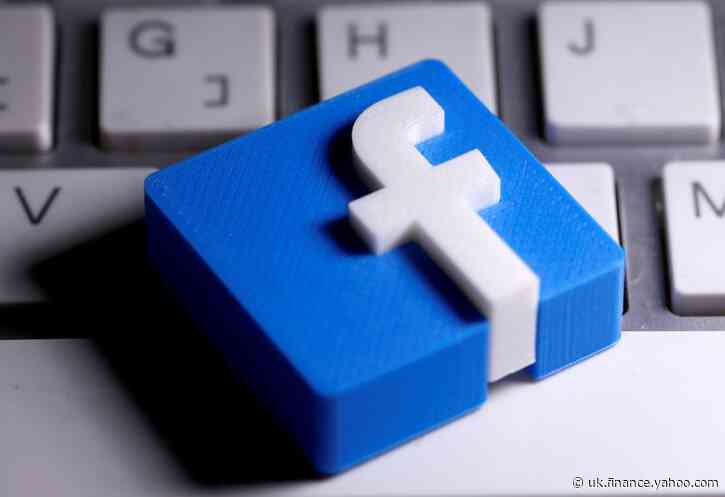 Facebook suspends fake Russian accounts, warns of U.S. election hack-and-leak threat