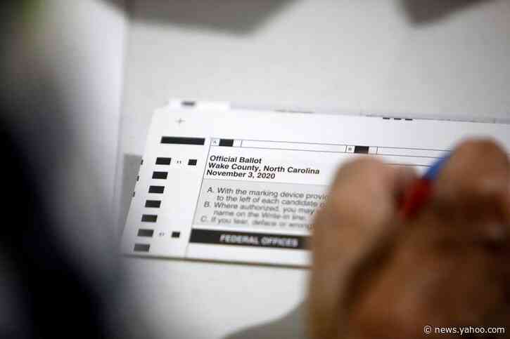 Explainer: Why &#39;naked ballots&#39; loom over U.S. presidential election