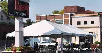 Outdoor dining in Libertyville extended to May 1