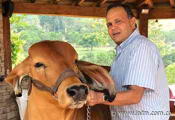 Coronel de ‘Alerta Aeropuerto’ sale en fotos con ‘Ñeñe Hernández’ y desata polémica - La FM