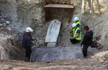 Un sarcophage en plomb de 400 kilos découvert à Arras - actu.fr