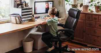 How Teachers Can Foster Community in Online Classrooms