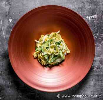 Mafaldine al latte di cocco con seppie, asparagi ed erba cipollina - Italian Gourmet