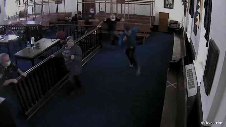 Ohio police capture man days after he escaped custody at court hearing