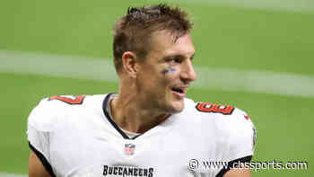 Rob Gronkowski says he's enjoying NFL return despite lack of targets: 'I came here to block, baby'