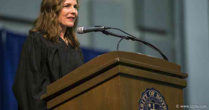 Trump expected to announce conservative Barrett for court