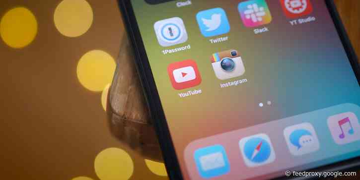 How to theme iOS 14 with custom icons and widgets – featuring Ayeris [Video]