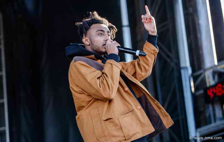 Aminé performs ‘Limbo’ medley in hot air balloon on ‘Kimmel’