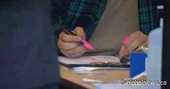 Lethbridge post-secondary students question extra fees during COVID-19 - Global News