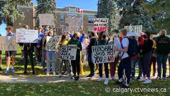 Lethbridge students host protest calling for return of school sports - CTV Toronto