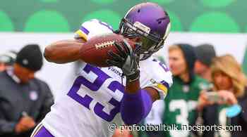 Vikings elevate two defensive backs from practice squad