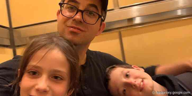 I had to teach my NYU psych class to 360 students from a cell phone while trapped in an elevator with my kids. It went surprisingly well.