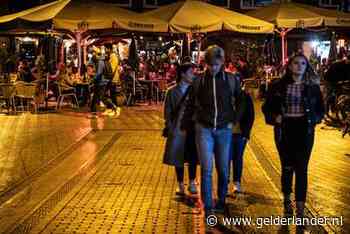Hoe overleef je als student in coronatijd? Geen keiharde afspraken over scharrels maar wel samen eten op balkon