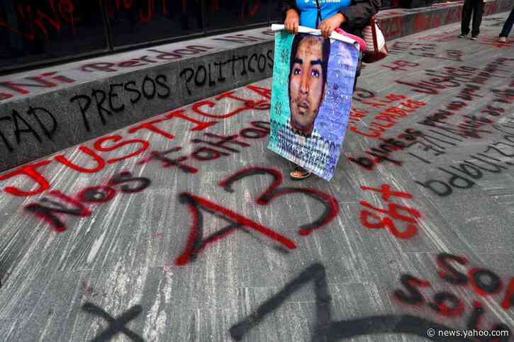 Mexico issues arrest warrants on sixth anniversary of disappearance of 43 college students