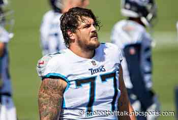 Taylor Lewan questionable with shoulder injury as Titans trail 7-6