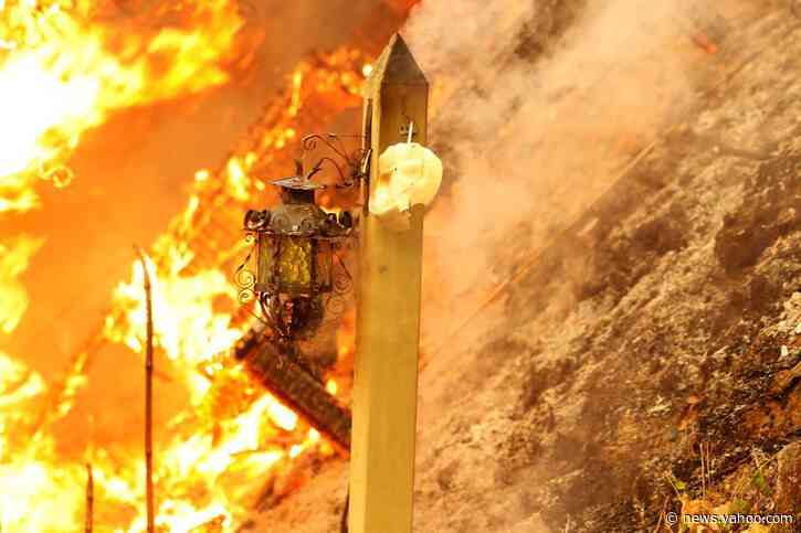 California wine country wildfire forces evacuation of hospital, hundreds of homes