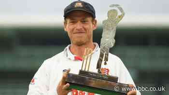 Bob Willis Trophy final: Essex draw with Somerset but take inaugural title