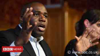 Coronavirus: David Lammy warns that people are 'bubbling out of pubs' due to curfew