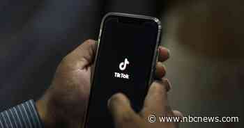 Judge gives temporary reprieve to TikTok, allows U.S. downloads to continue