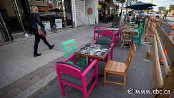 Toronto reports 381 new COVID-19 cases as medical officer calls for new restaurant rules